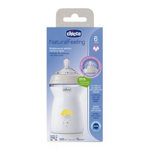 Mamadera Plástico Natural Feeling 330 Ml - Chicco 6m +